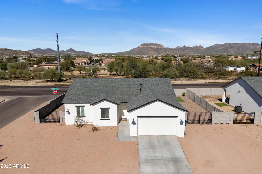 Real Estate Picture 1