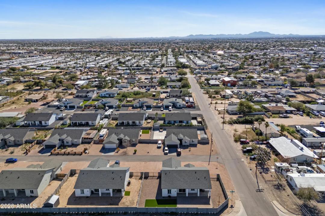 Real Estate Picture 39
