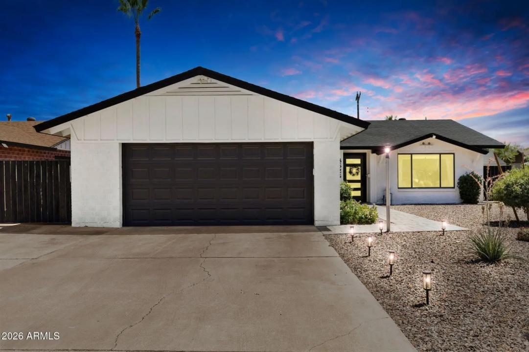 Real Estate Picture 4