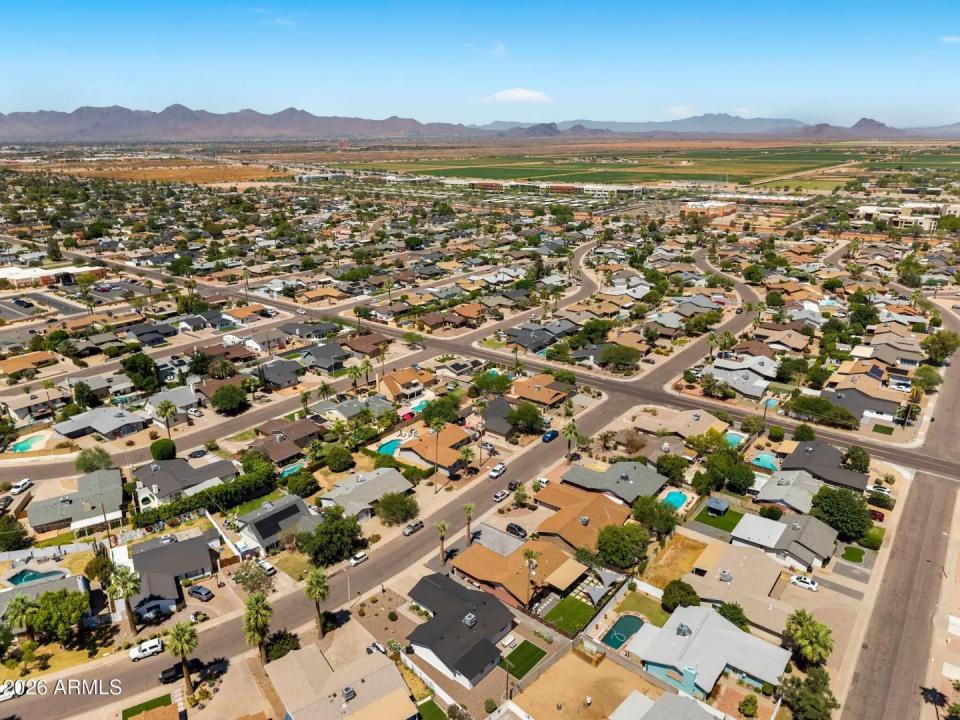 Real Estate Picture 29