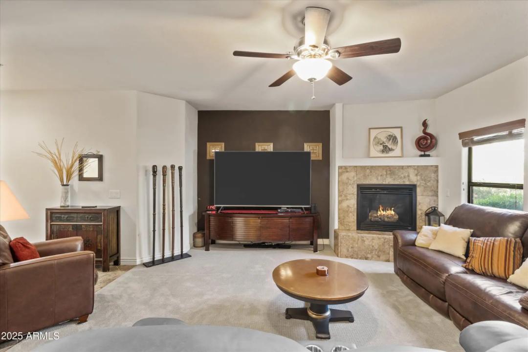 Real Estate Picture 7