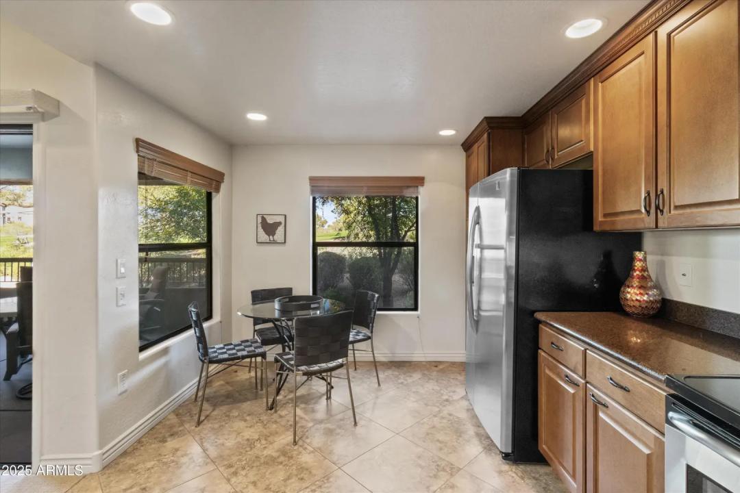 Real Estate Picture 10