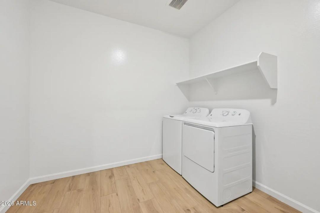 Real Estate Picture 36