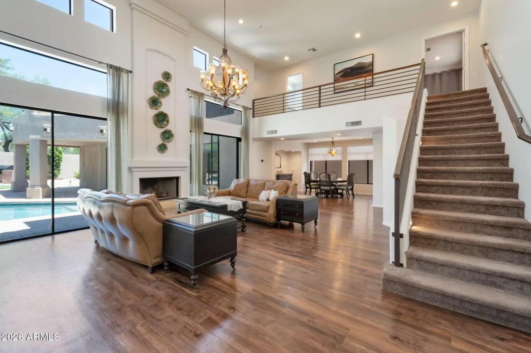 Real Estate Picture 29