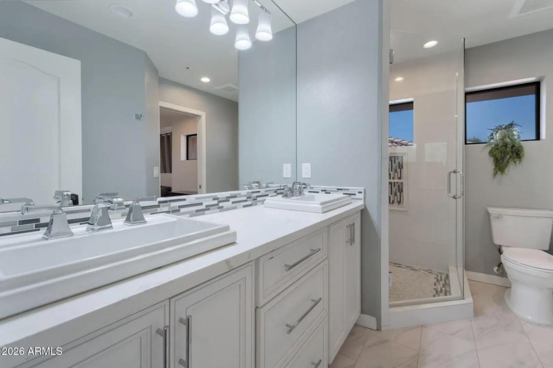 Real Estate Picture 34