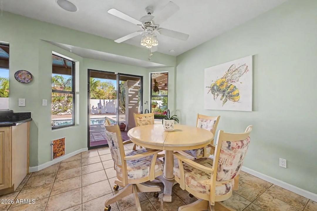 Real Estate Picture 15