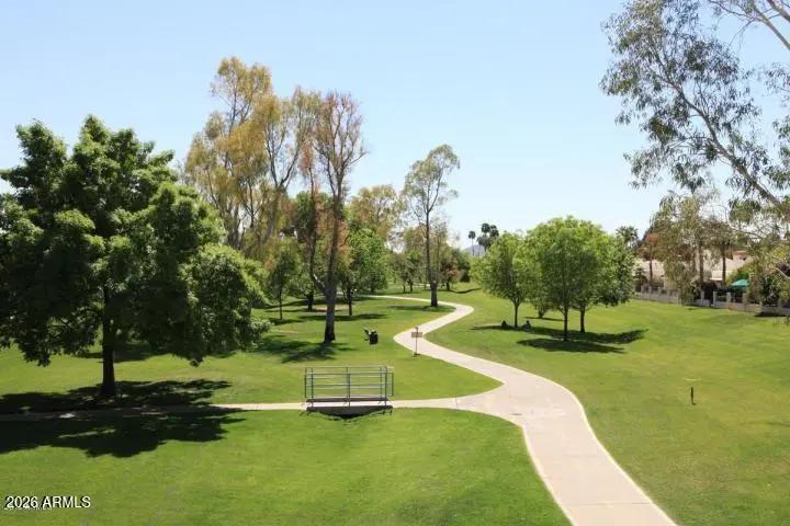 Real Estate Picture 25