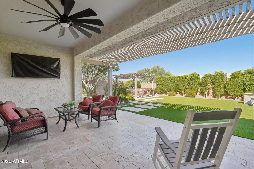 Real Estate Picture 22