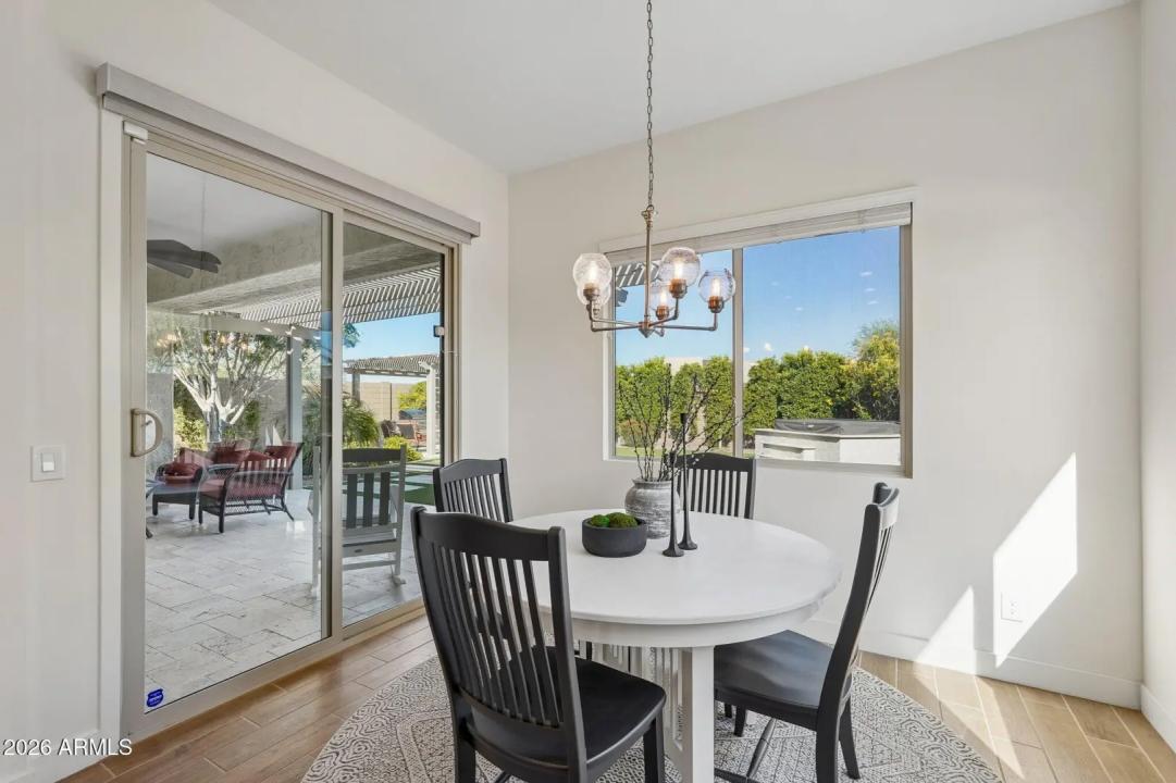Real Estate Picture 10