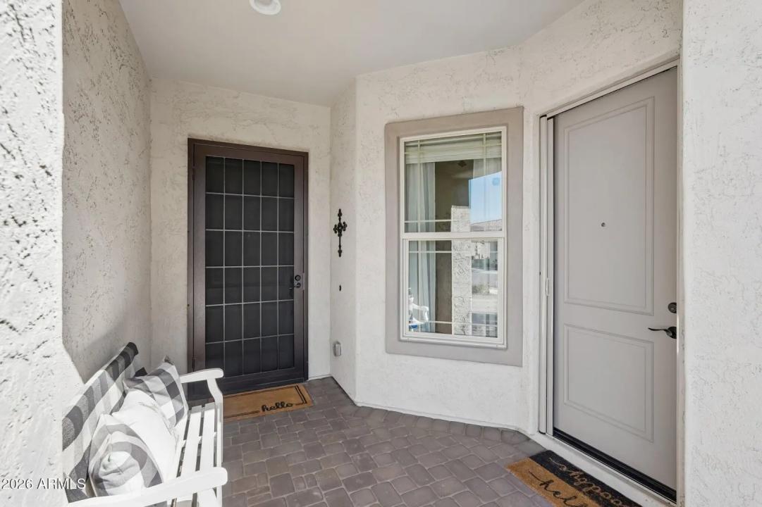 Real Estate Picture 23