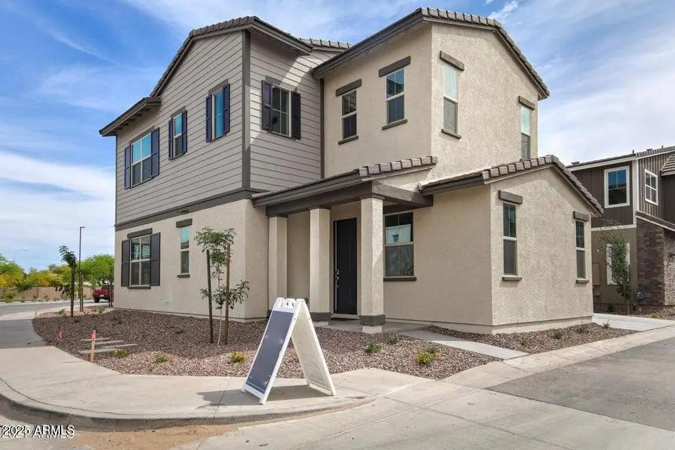 Real Estate Picture 1