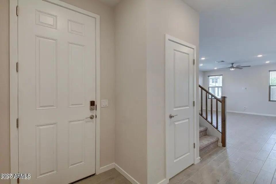 Real Estate Picture 3