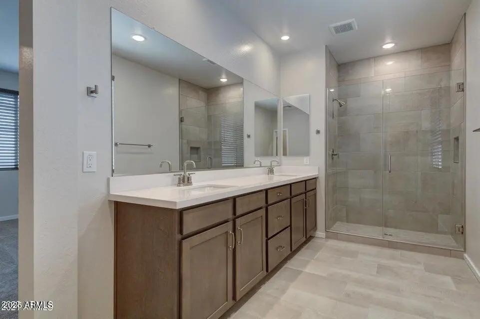 Real Estate Picture 21