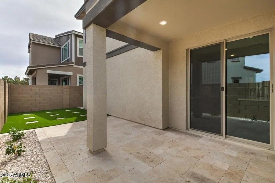 Real Estate Picture 33