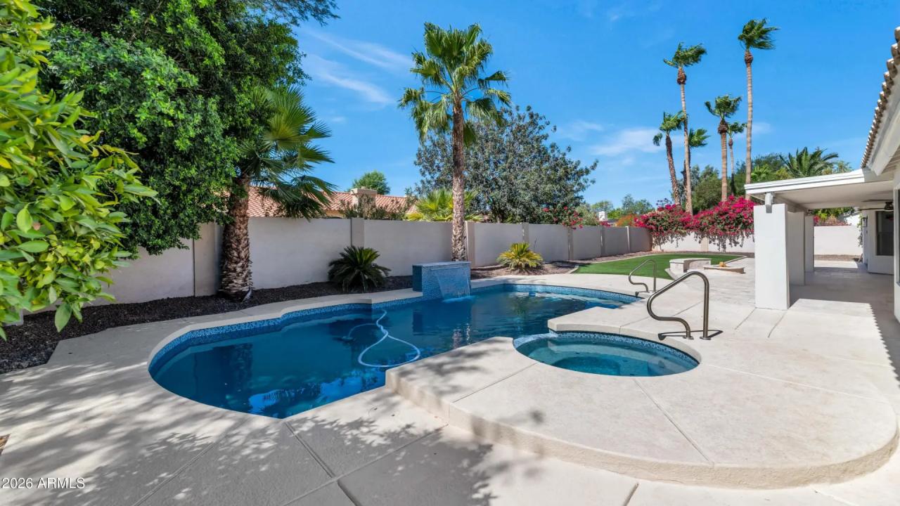 Real Estate Picture 32