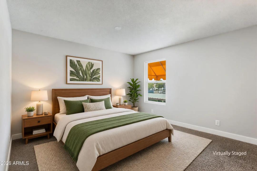 Real Estate Picture 9
