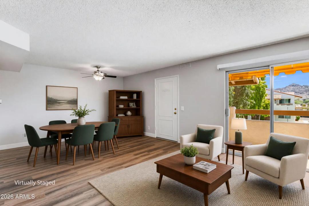 Real Estate Picture 4
