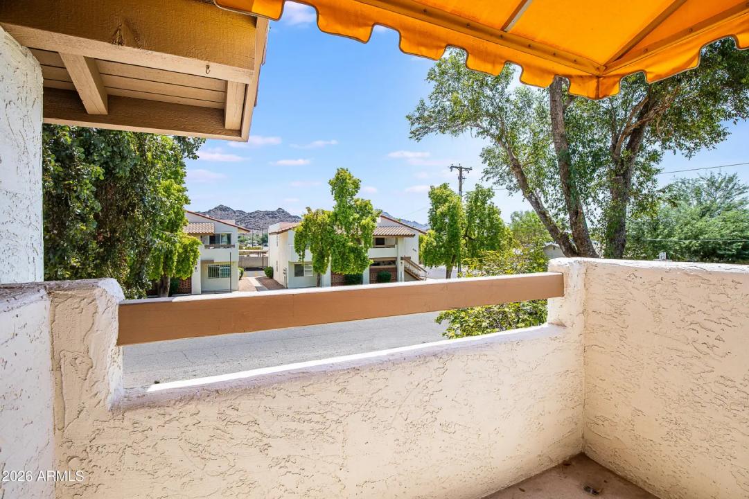 Real Estate Picture 6