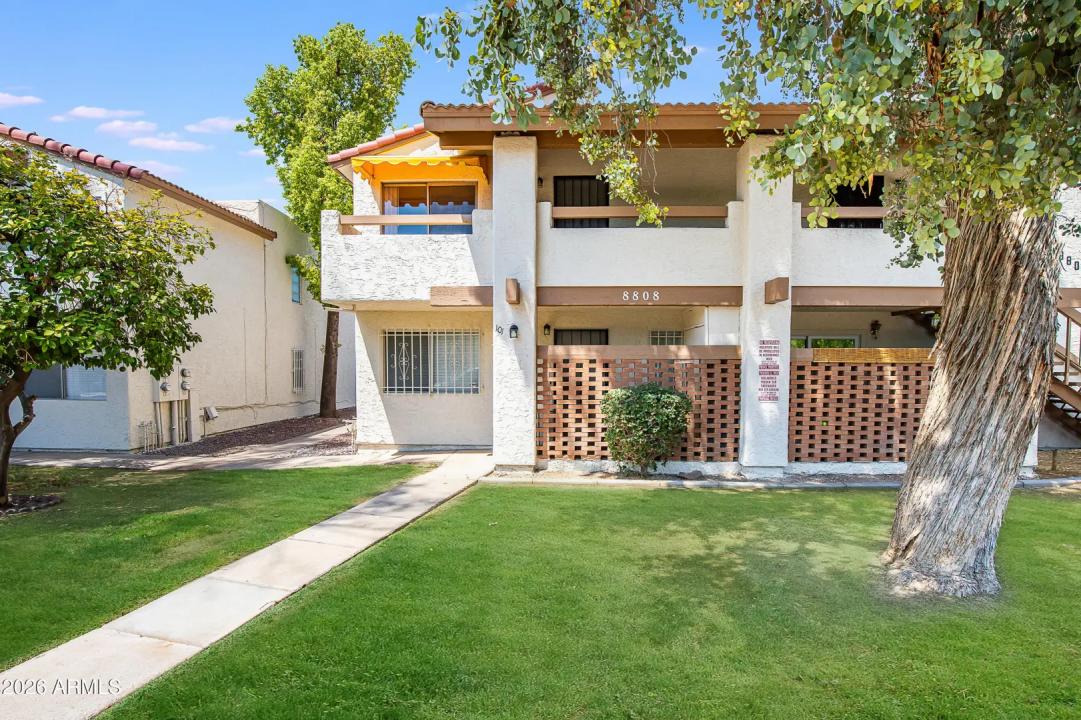 Real Estate Picture 1