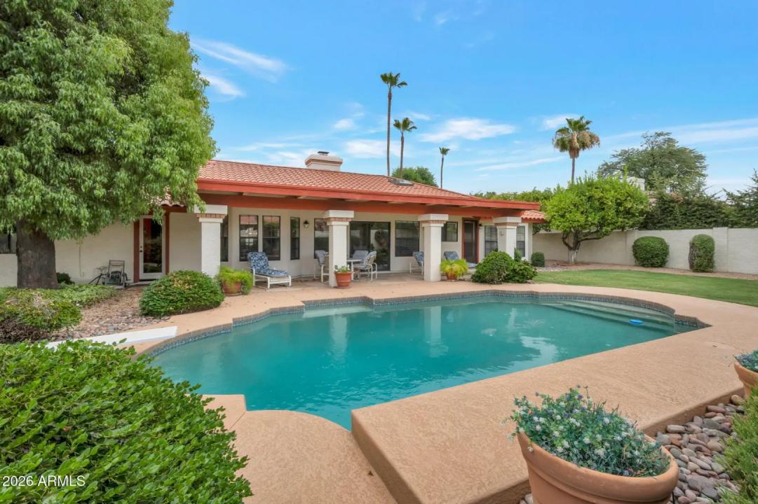 Real Estate Picture 32