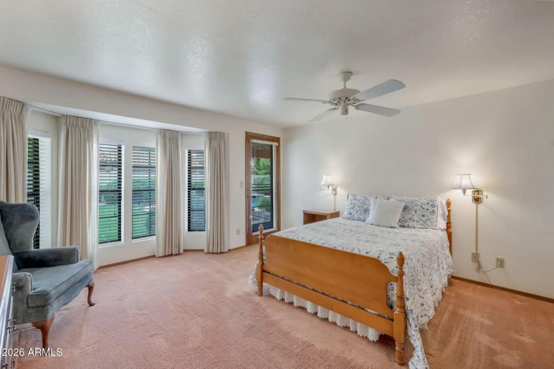 Real Estate Picture 19