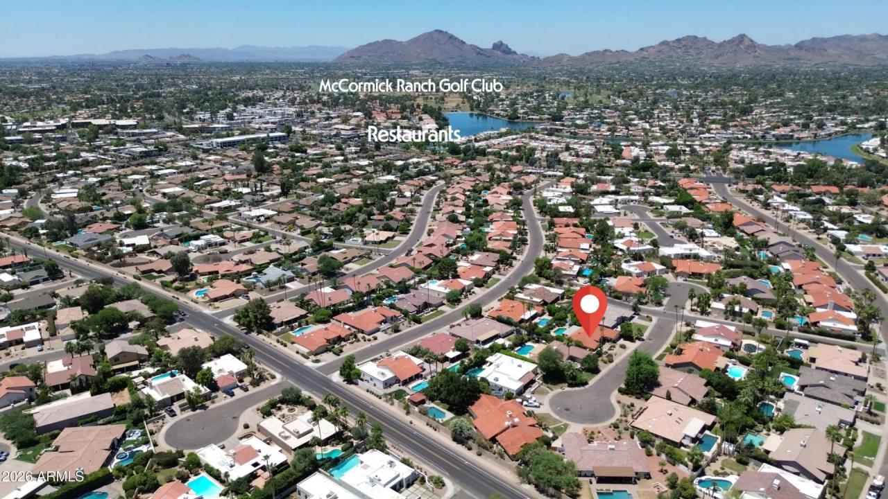 Real Estate Picture 3