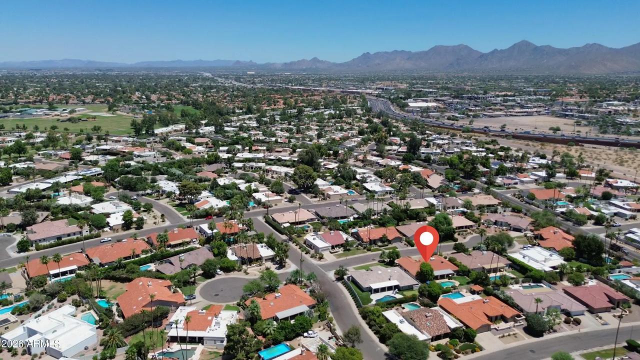 Real Estate Picture 30