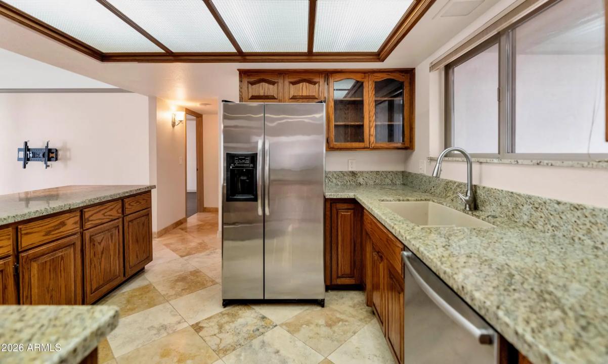 Real Estate Picture 10