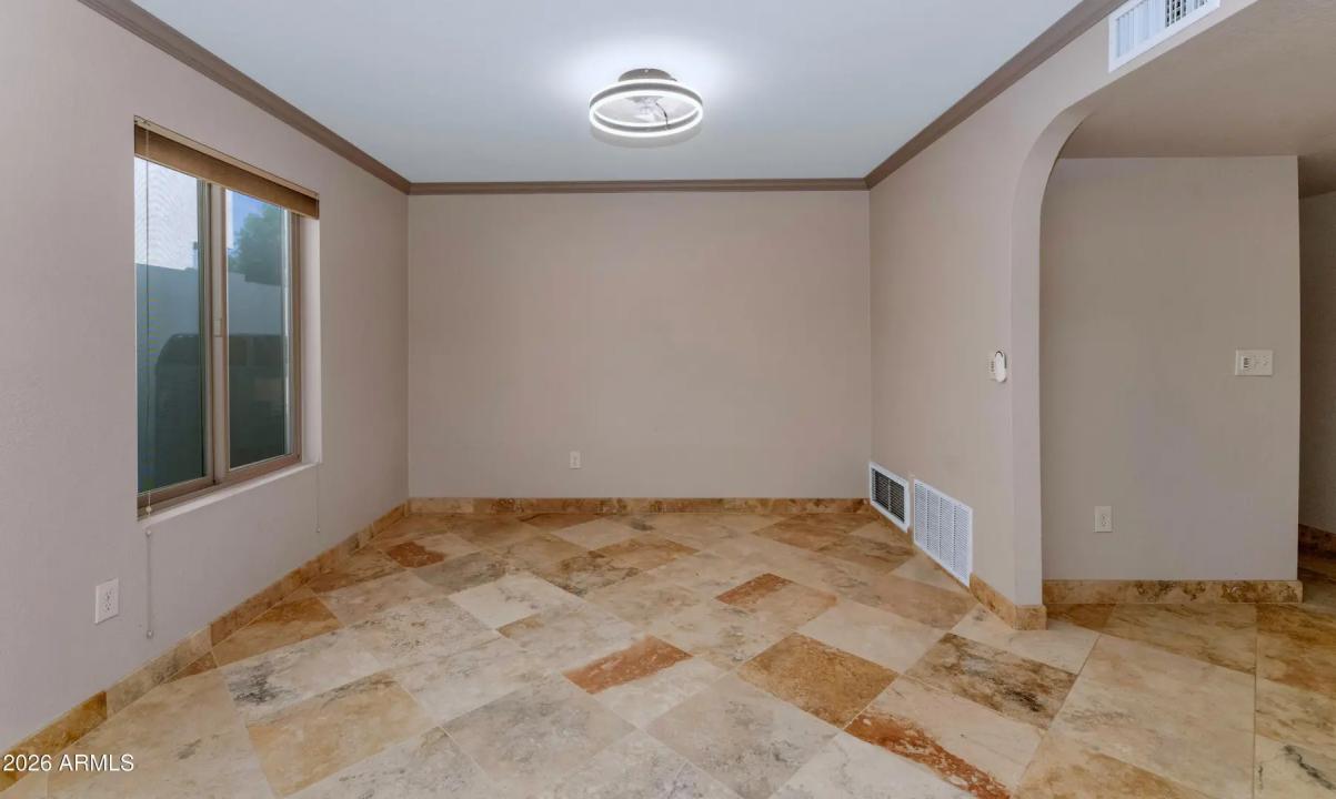 Real Estate Picture 16