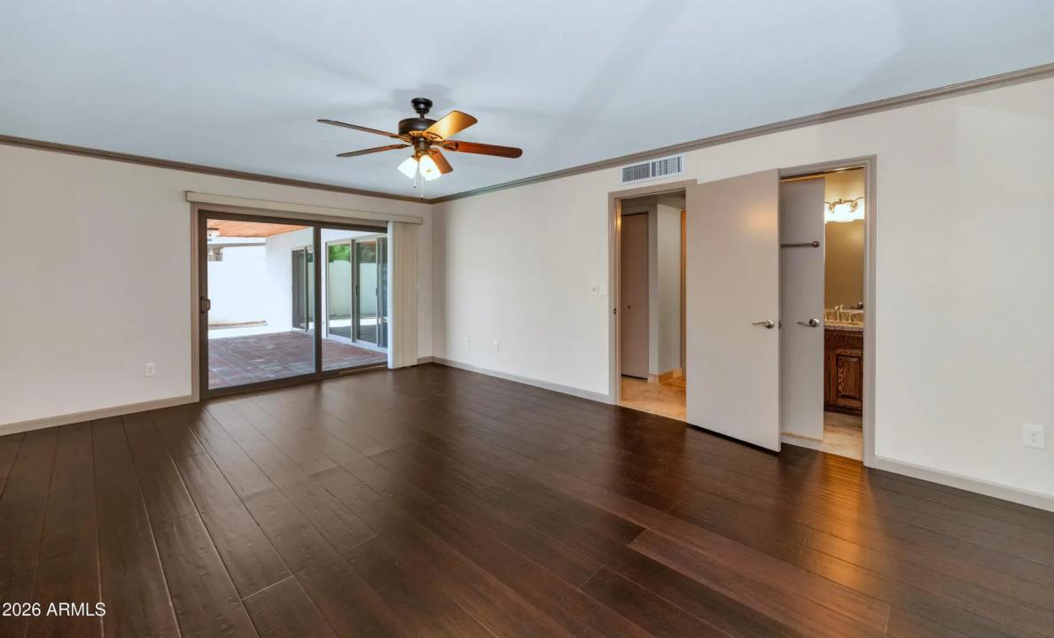 Real Estate Picture 22