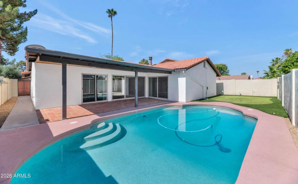 Real Estate Picture 28