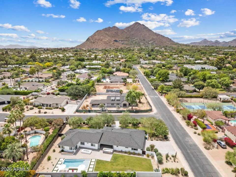 Real Estate Picture 26