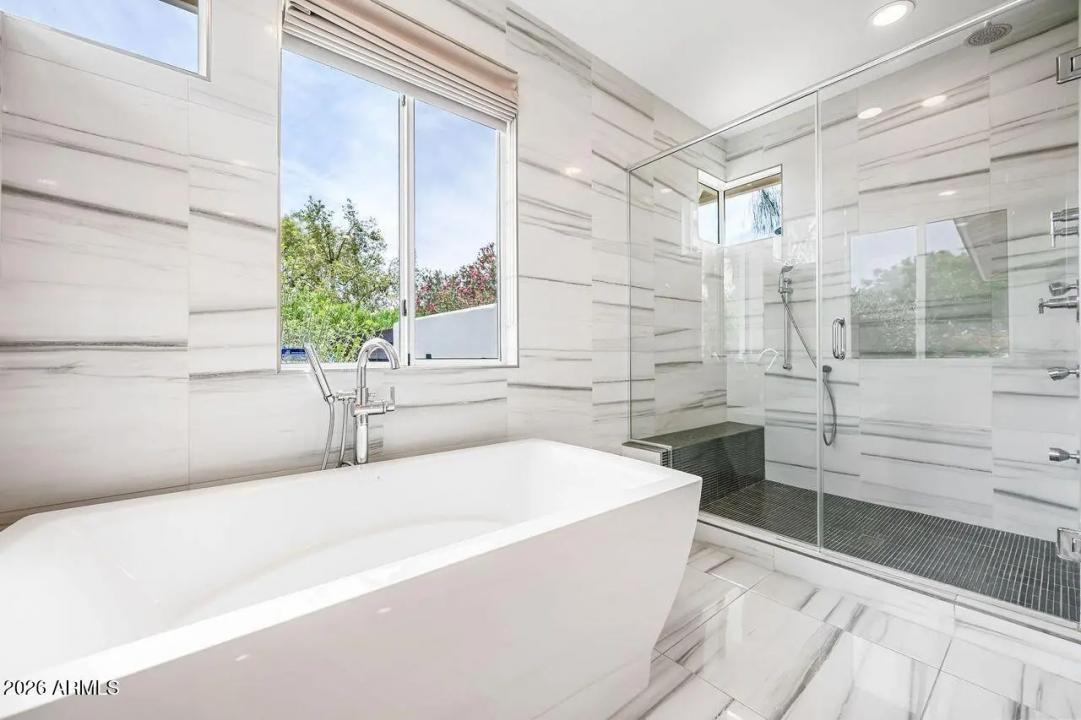 Real Estate Picture 22