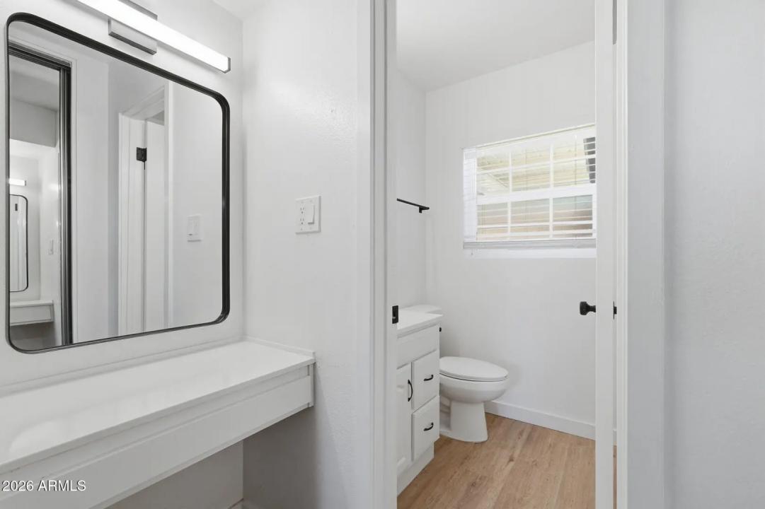 Real Estate Picture 18