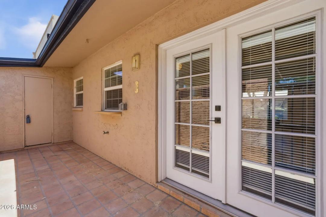 Real Estate Picture 22