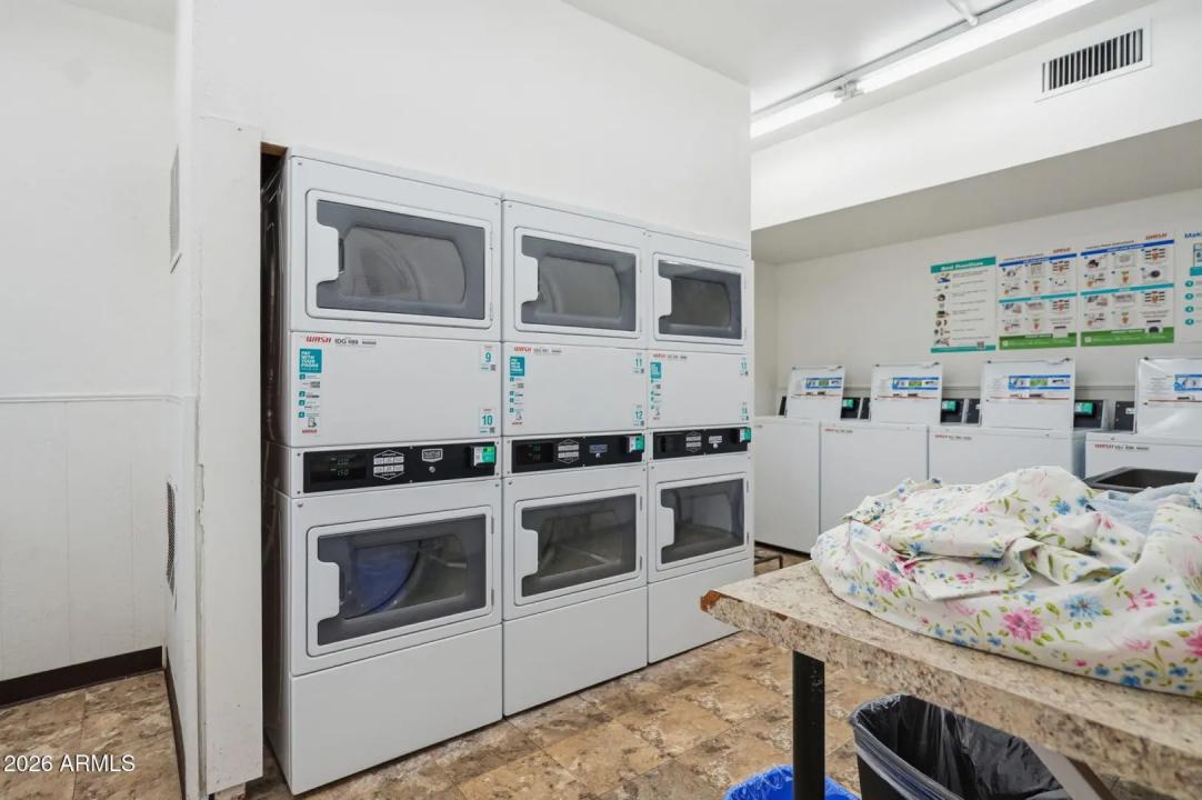 Real Estate Picture 40