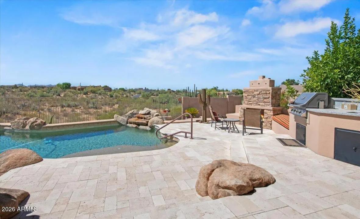 Real Estate Picture 27