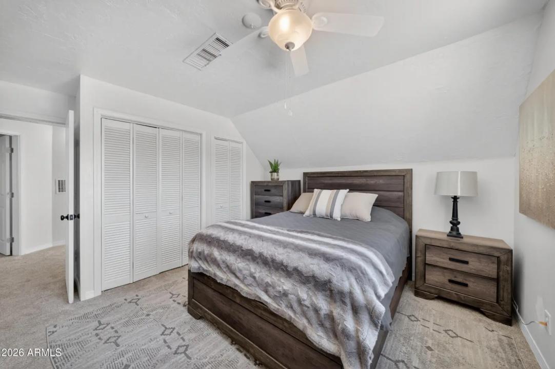 Real Estate Picture 19