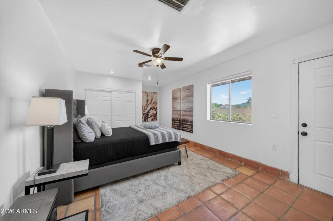 Real Estate Picture 29