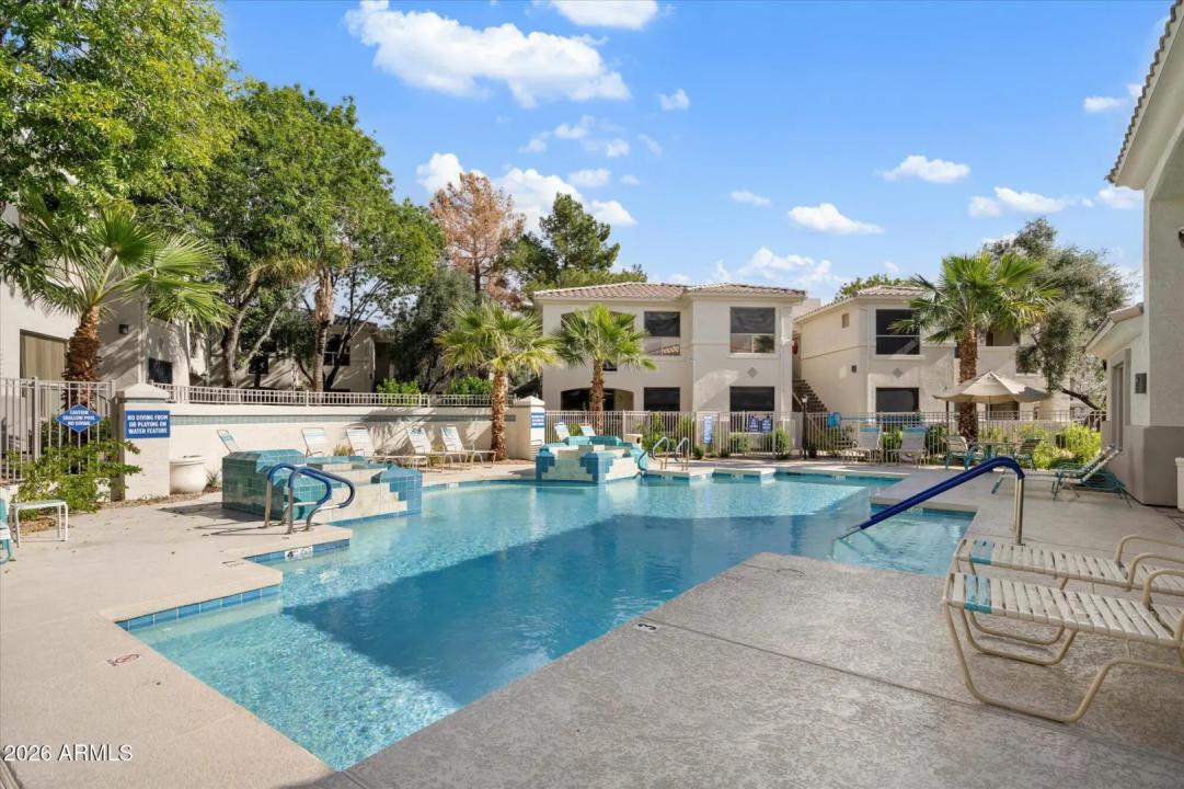 Real Estate Picture 10