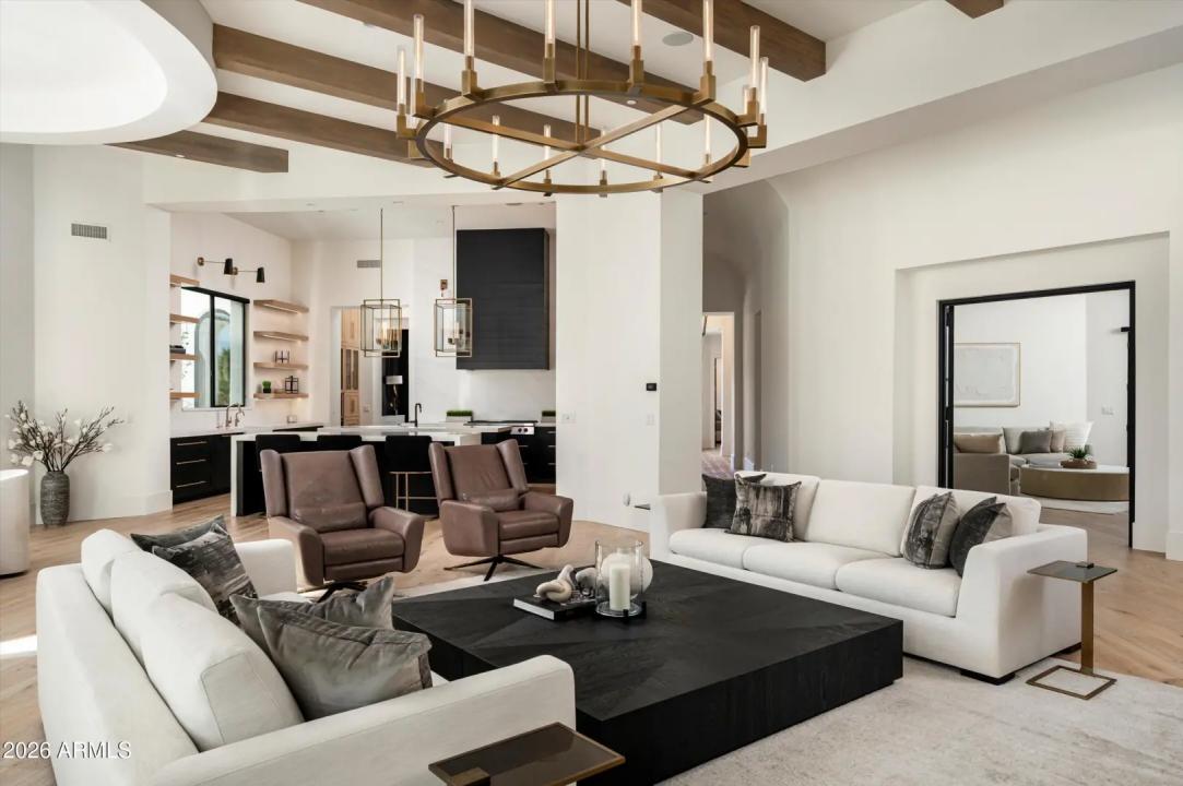 Real Estate Picture 16