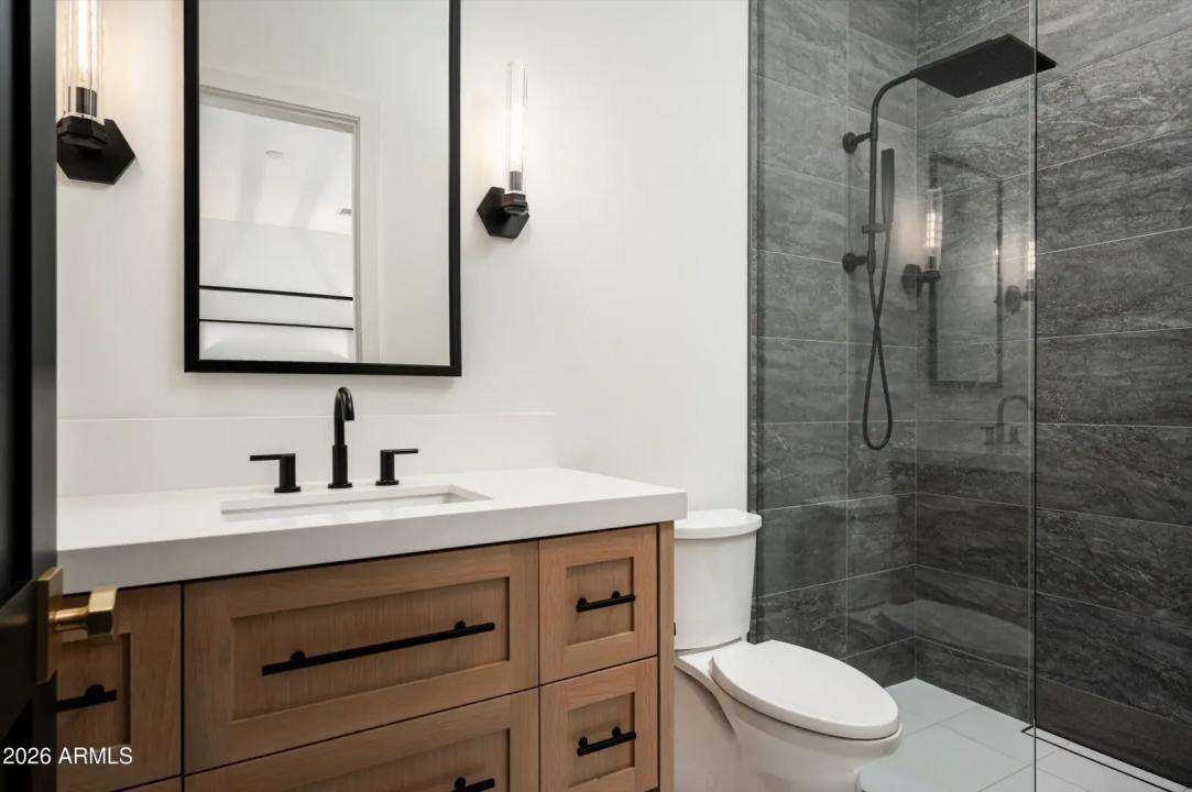 Real Estate Picture 31