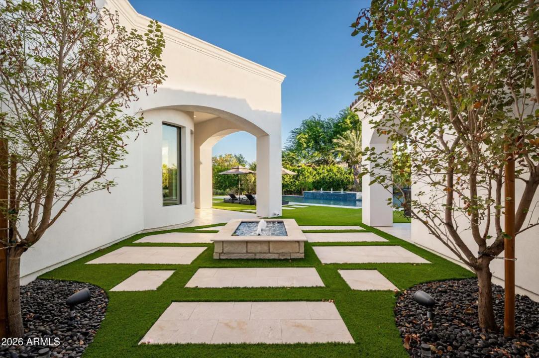 Real Estate Picture 52