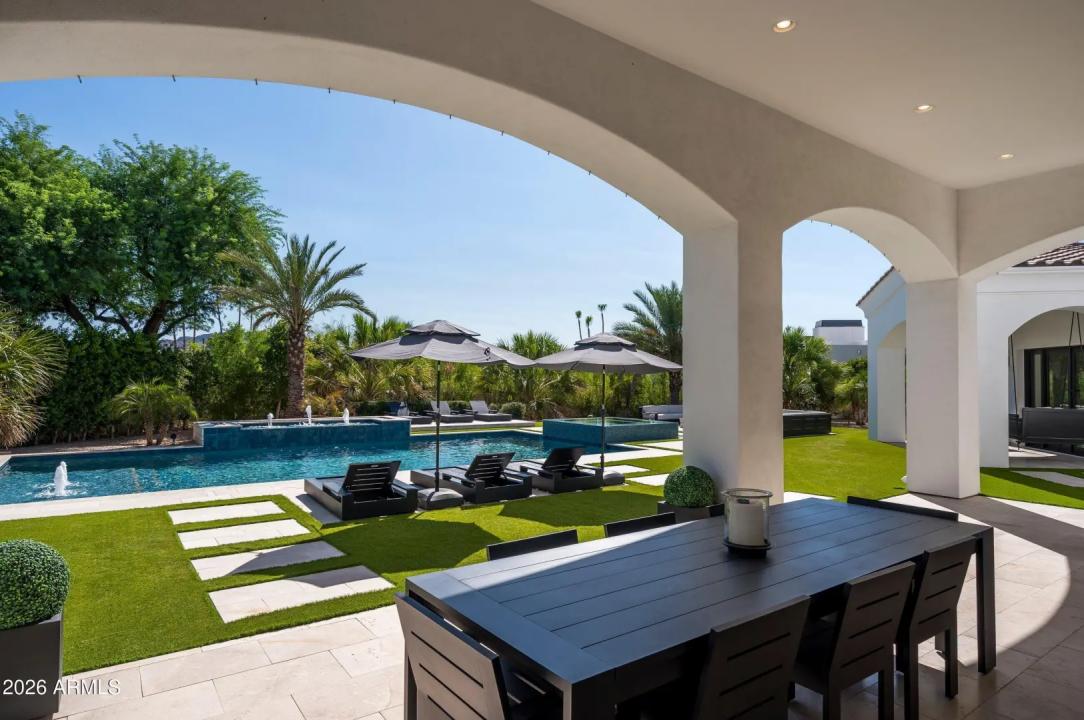 Real Estate Picture 40