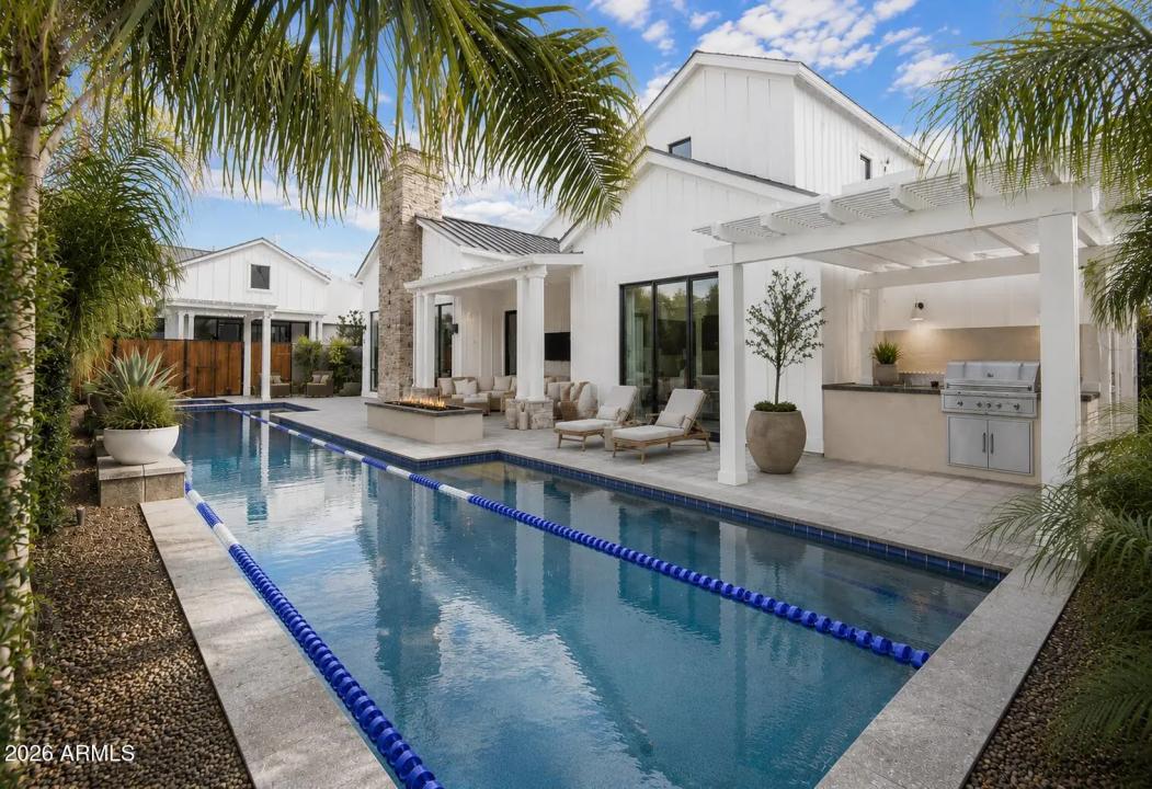 Real Estate Picture 13