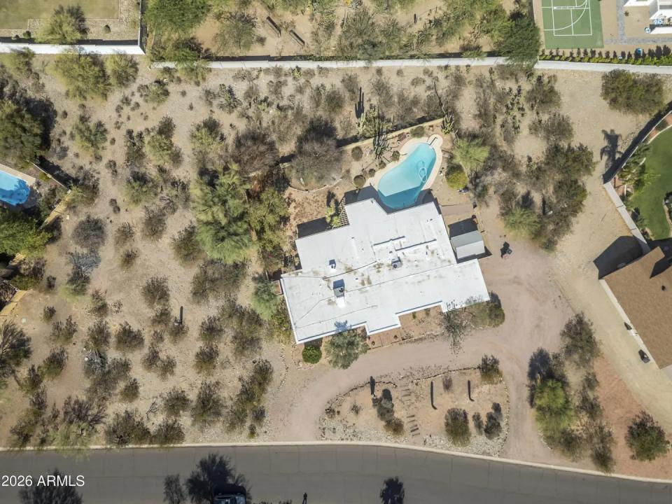 Real Estate Picture 2