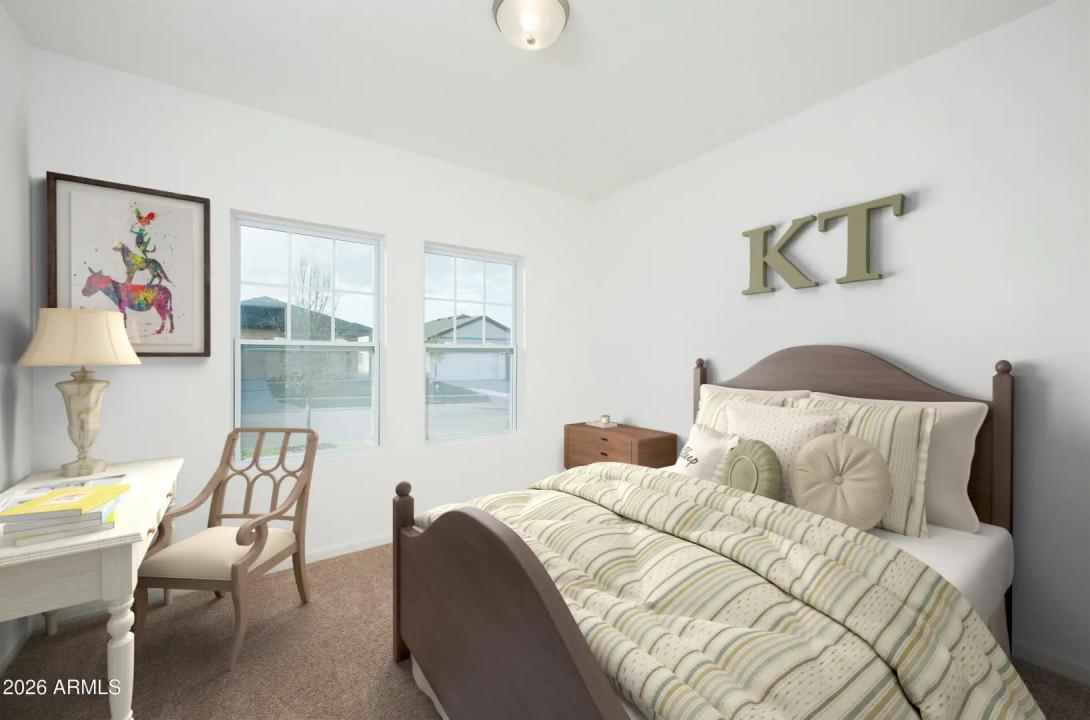 Real Estate Picture 7