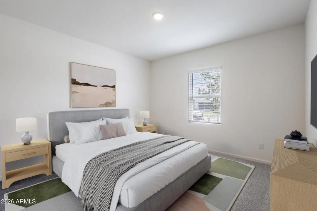 Real Estate Picture 11