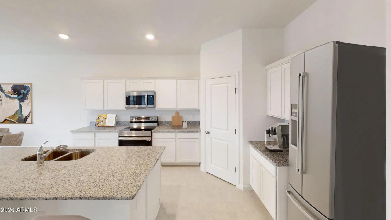 Real Estate Picture 35