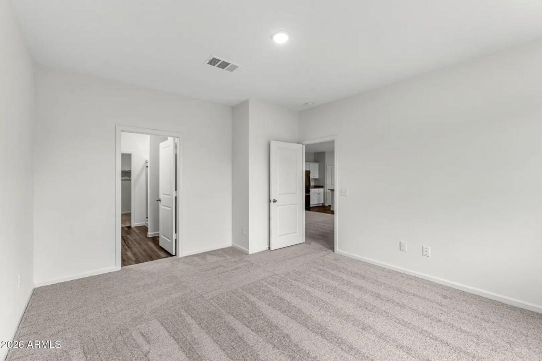 Real Estate Picture 44
